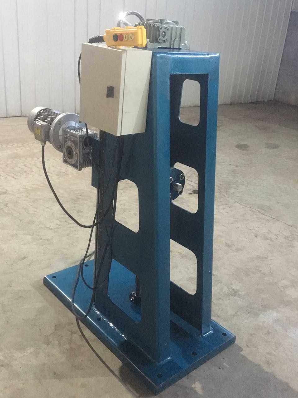 SZC-100駐車制動性能測試儀(圖1) SZC-100駐車制動性能測試儀(圖1)